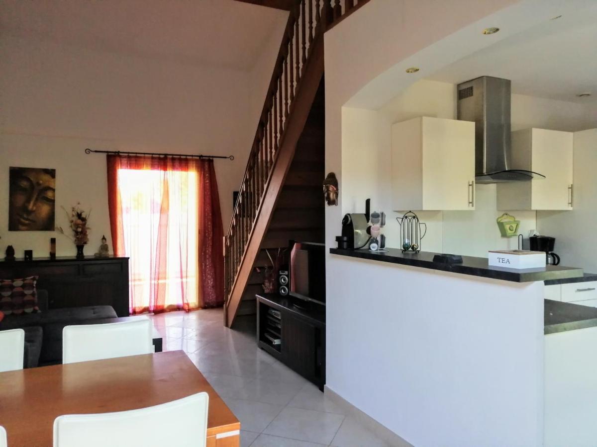 Maison Avec Jardin Au Calme La Crau Εξωτερικό φωτογραφία